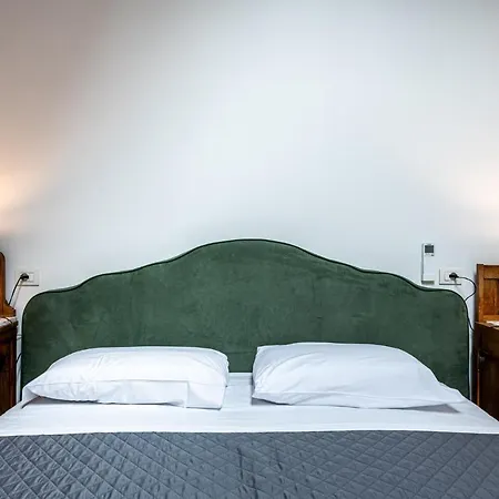 بيت ضيافة Santa Monaca Suites فلورنس