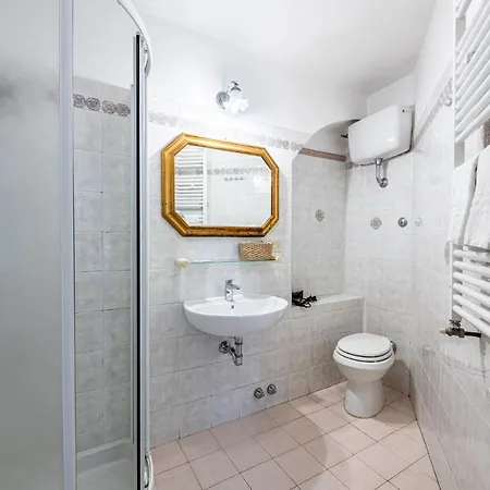 Santa Monaca Suites Florence