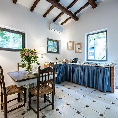 Santa Monaca Suites