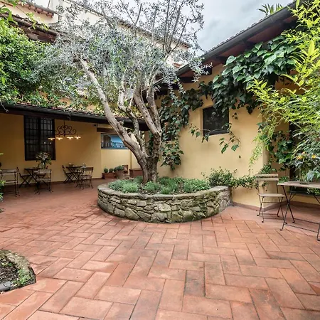 Guest house Santa Monaca Suites *