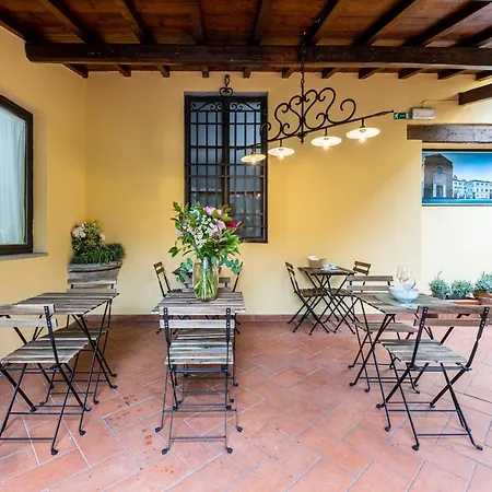 Santa Monaca Suites