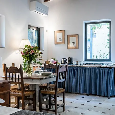 Guest house Santa Monaca Suites *