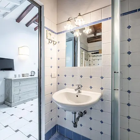 Guest house Santa Monaca Suites *